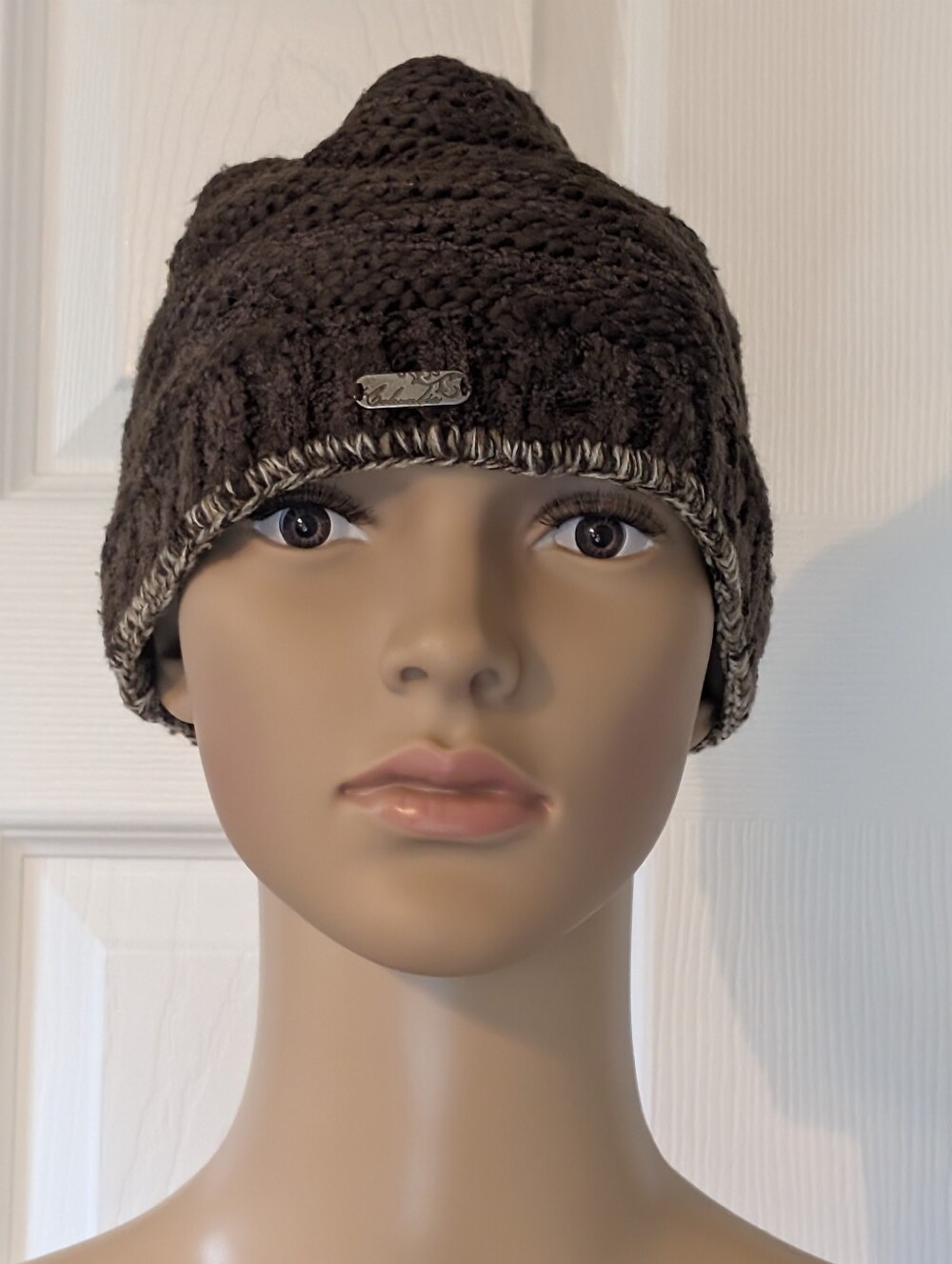 Columbia Brown Knit Beanie Hat W/Light Brown Trim & Logo